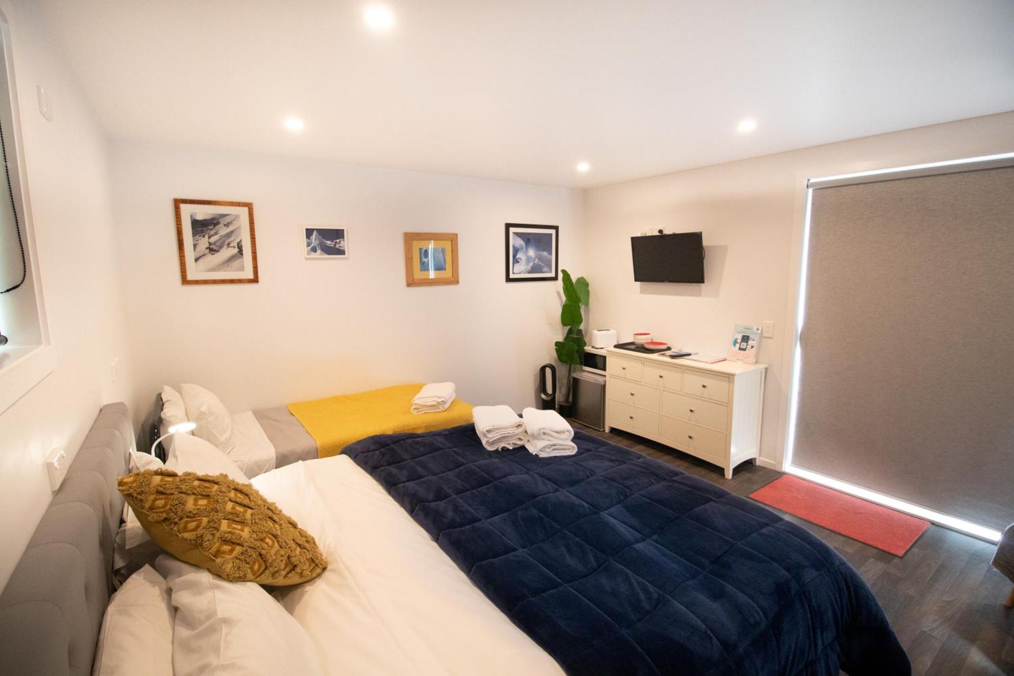 Classy Cabin - In Town - Spa Pool Queenstown Bagian luar foto