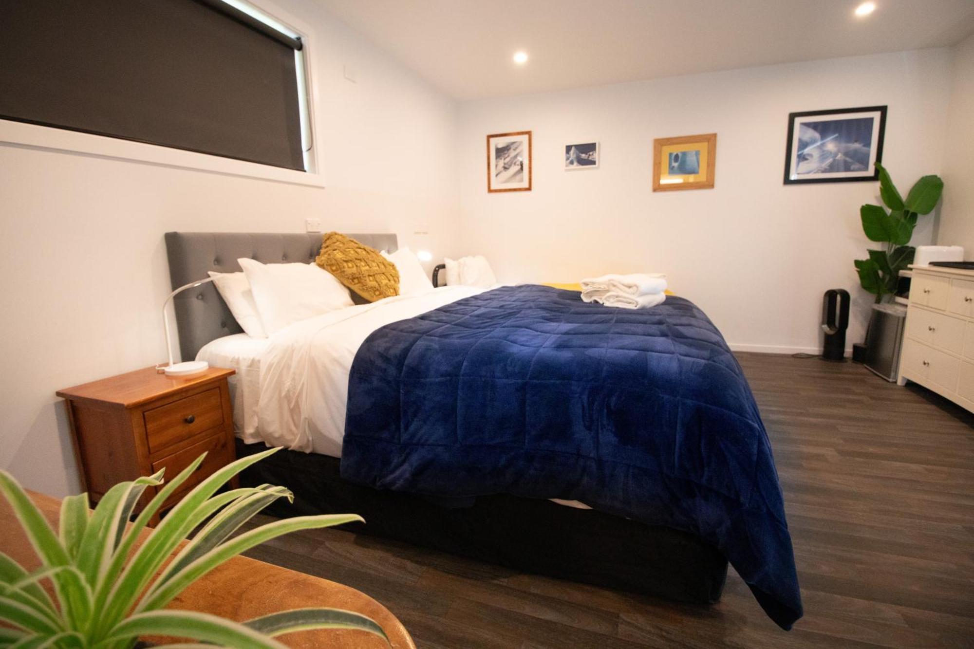 Classy Cabin - In Town - Spa Pool Queenstown Bagian luar foto